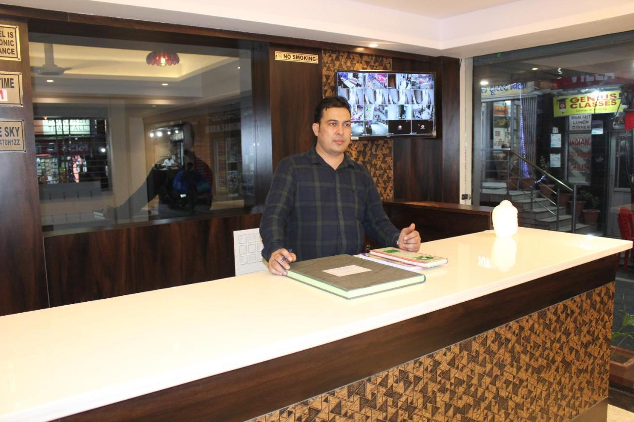 Hotel Blue Sky Haridwār Buitenkant foto