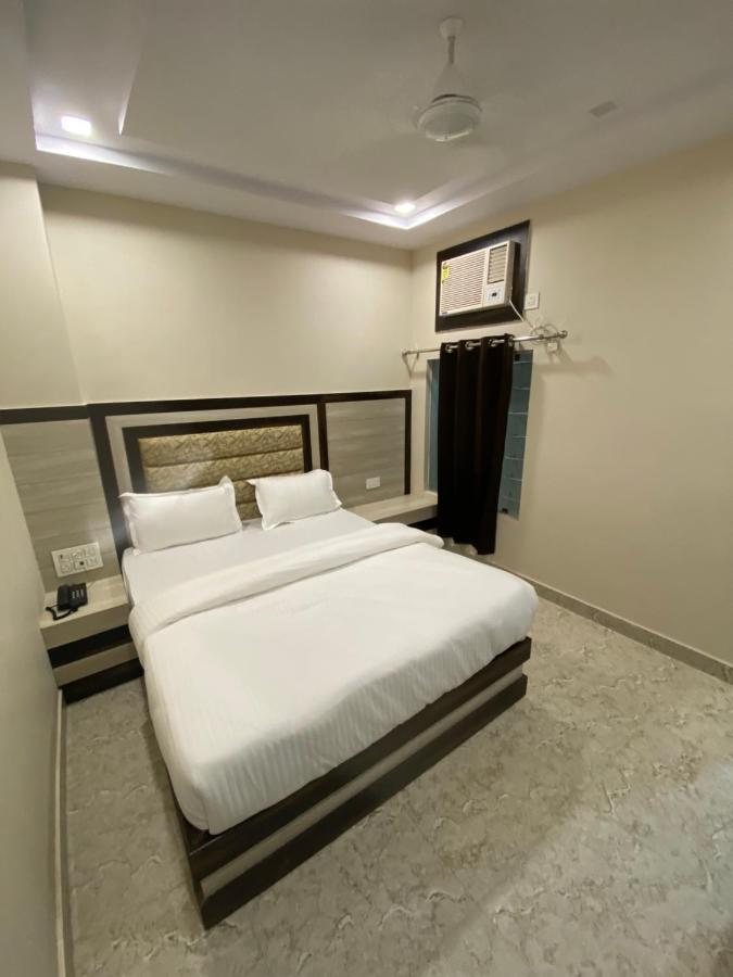 Hotel Blue Sky Haridwār Buitenkant foto